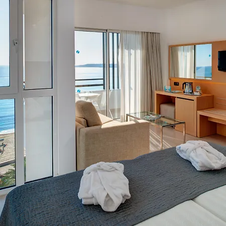 Отель Cm Playa Del Moro Кала Миллор