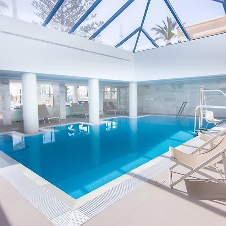 Отель Cm Playa Del Moro 4*