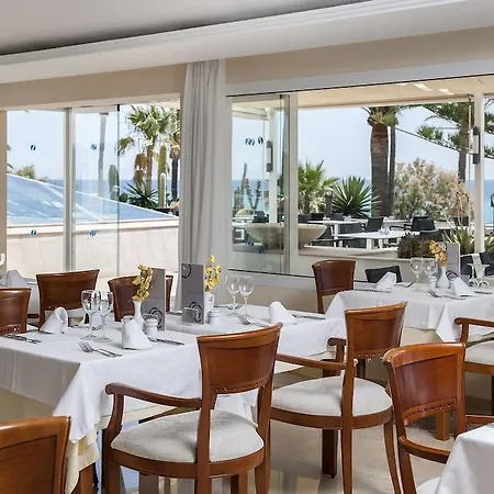 Отель Cm Playa Del Moro Кала Миллор