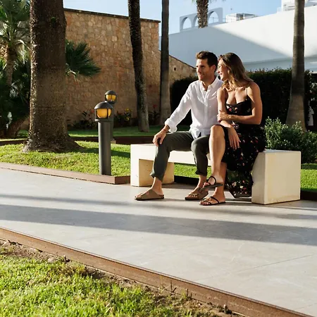 Cm Playa Del Moro 卡拉米洛