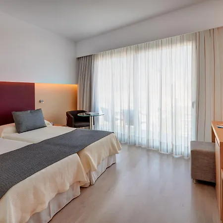 Cm Playa Del Moro Hotel 4*