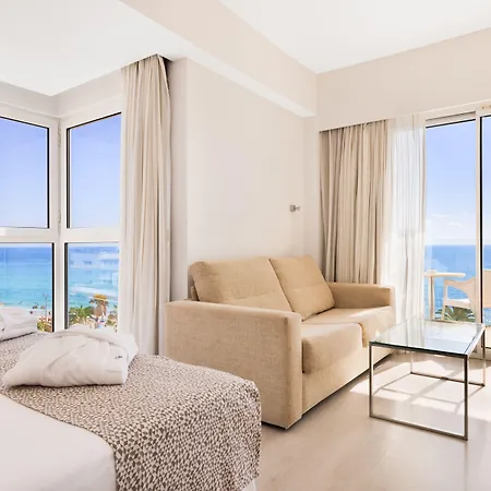 酒店 Cm Playa Del Moro 卡拉米洛