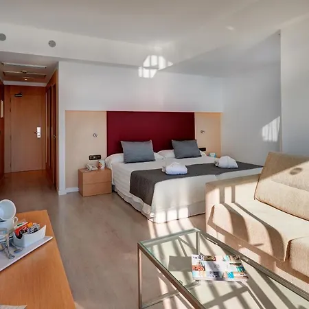 Отель Cm Playa Del Moro Кала Миллор