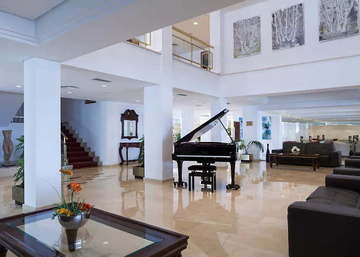 Cm Playa Del Moro מלון קאלה מילור