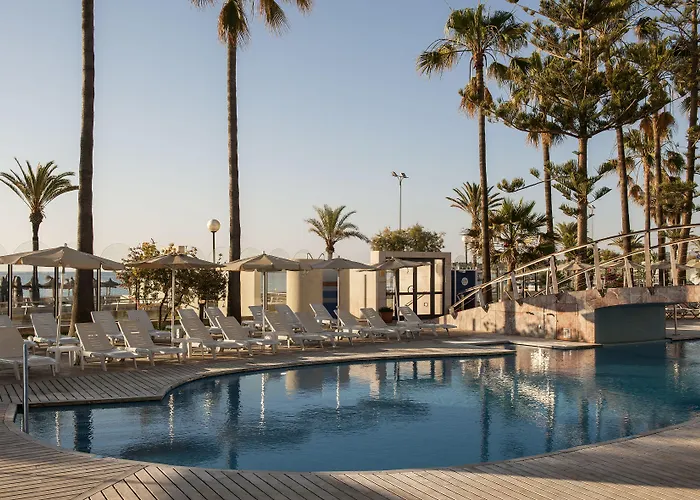 מלון Cm Playa Del Moro קאלה מילור