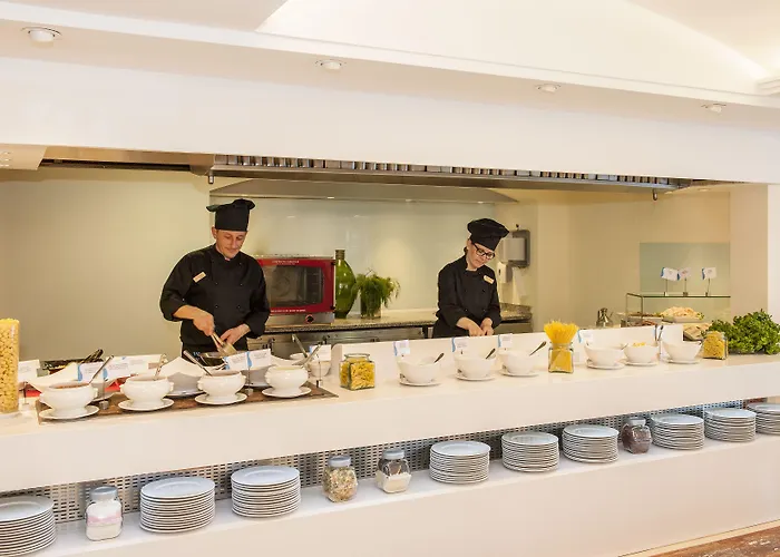 מלון Cm Playa Del Moro