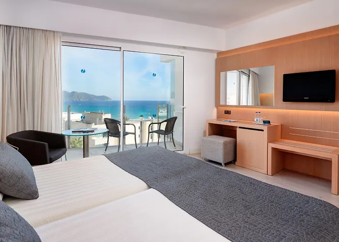 Cm Playa Del Moro Hotel 4*